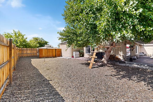 2911 links Lane SE, Rio Rancho, NM 87124