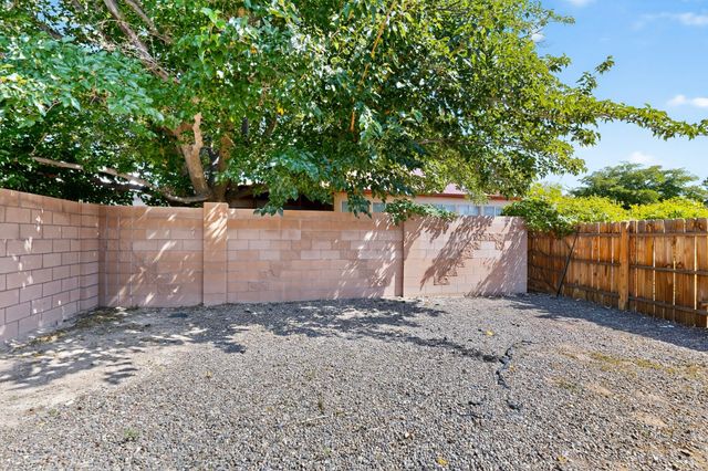 2911 links Lane SE, Rio Rancho, NM 87124