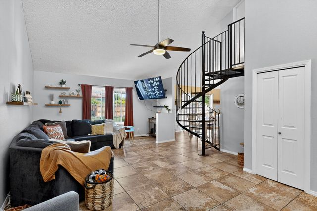 2911 links Lane SE, Rio Rancho, NM 87124