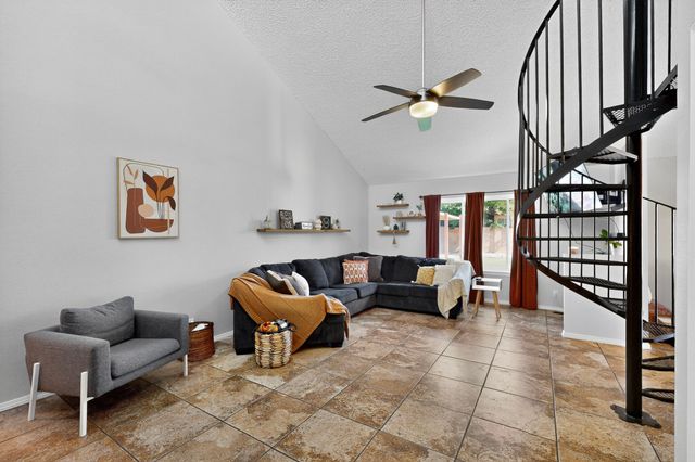 2911 links Lane SE, Rio Rancho, NM 87124