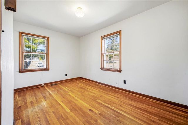 7937 Enon DR, Roanoke, VA 24019