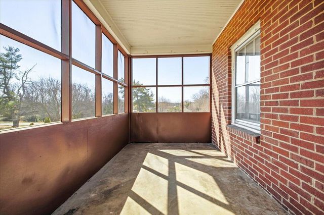 7937 Enon DR, Roanoke, VA 24019