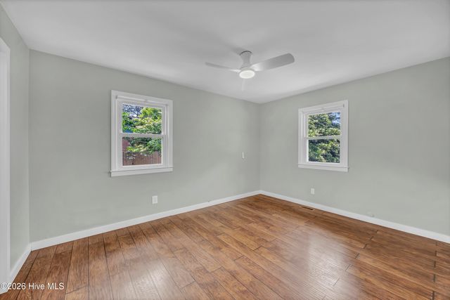 64 Northwood Drive, Wilmington, NC 28405
