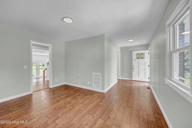 64 Northwood Drive, Wilmington, NC 28405