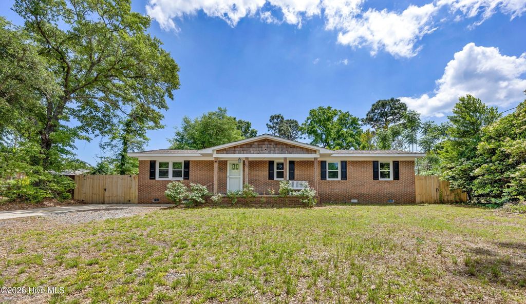 64 Northwood Drive, Wilmington, NC 28405