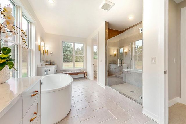 1192 Stags Leap Lane, Ann Arbor, MI 48103