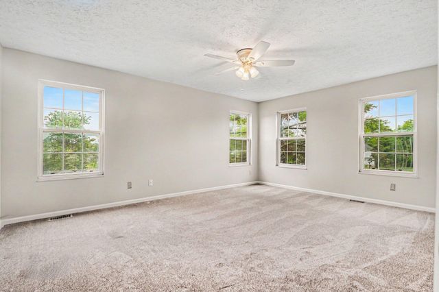 2 Sassafrass Lane, Florence, KY 41042