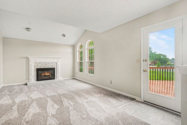 2 Sassafrass Lane, Florence, KY 41042