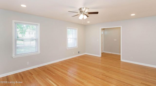 9706 Lanesboro Way, Louisville, KY 40242