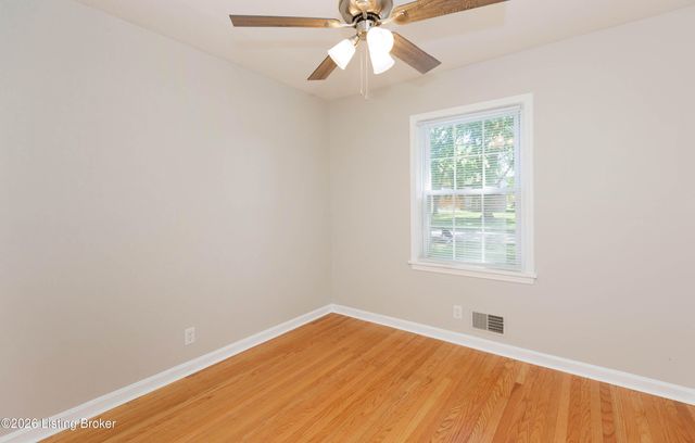 9706 Lanesboro Way, Louisville, KY 40242