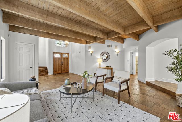 25345 Irving Lane, Stevenson Ranch, CA 91381