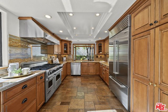 25345 Irving Lane, Stevenson Ranch, CA 91381