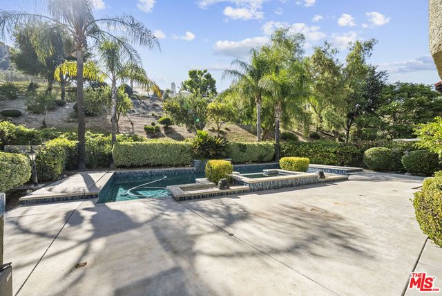 25345 Irving Lane, Stevenson Ranch, CA 91381