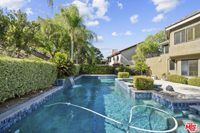25345 Irving Lane, Stevenson Ranch, CA 91381