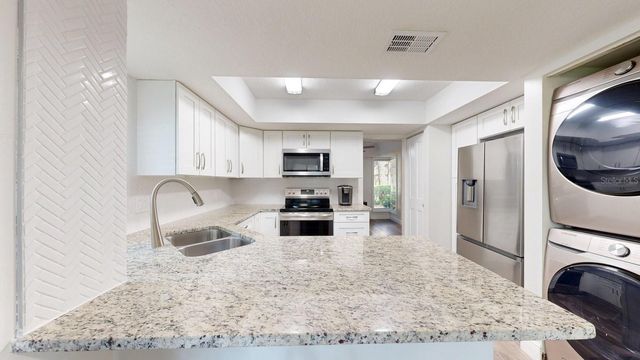 15 PINE HURST PLACE 15, Palm Coast, FL 32137