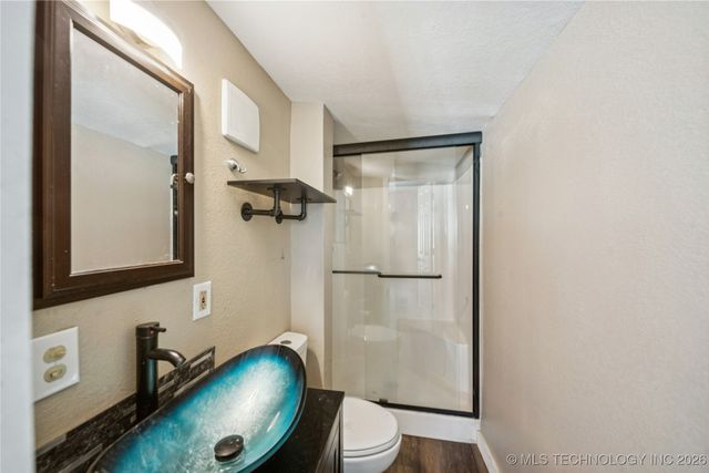 4640 S 30th West Avenue, Tulsa, OK 74107