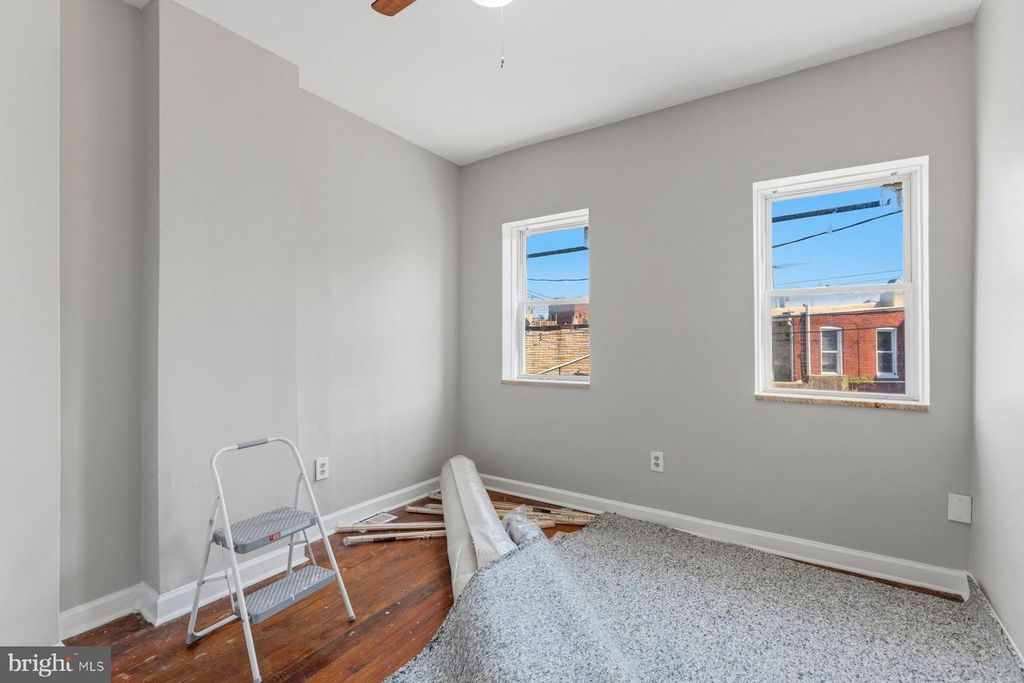 Image 21 of property listing at 868 CARROLL ST, Baltimore, MD 21230