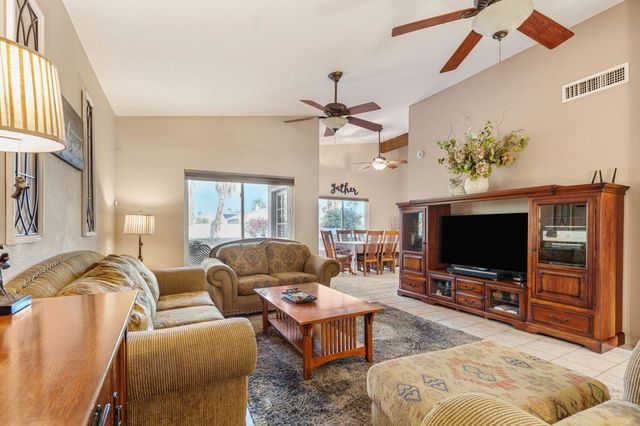 43260 Silktree Lane, Palm Desert, CA 92260