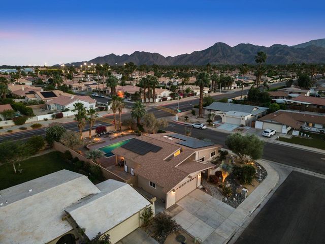 43260 Silktree Lane, Palm Desert, CA 92260