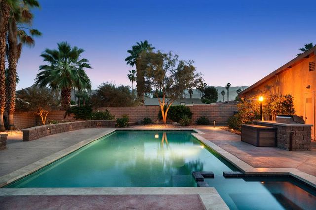 43260 Silktree Lane, Palm Desert, CA 92260