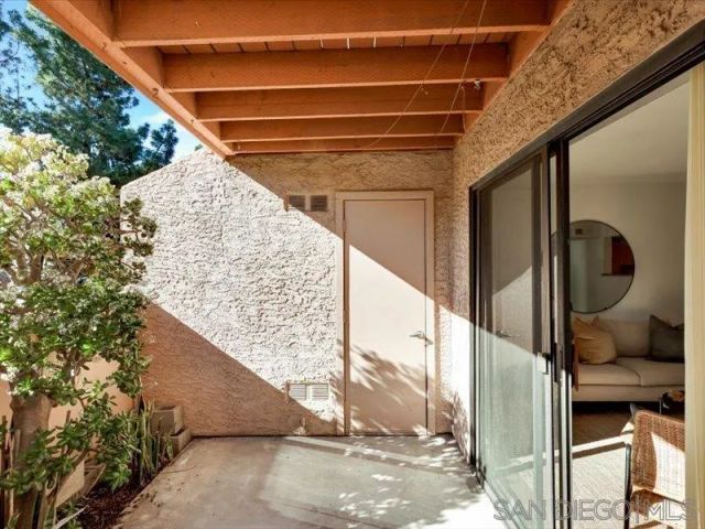 12019 Alta Carmel Ct 282, San Diego, CA 92128