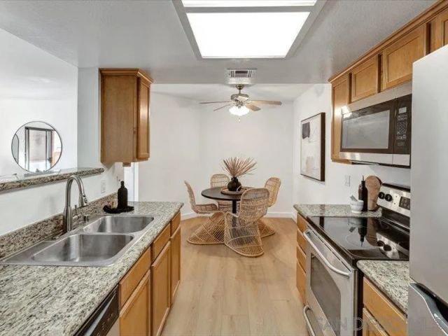 12019 Alta Carmel Ct 282, San Diego, CA 92128