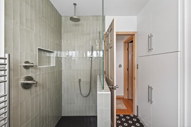 4021 Xerxes Avenue S, Minneapolis, MN 55410