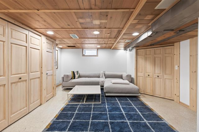 4021 Xerxes Avenue S, Minneapolis, MN 55410