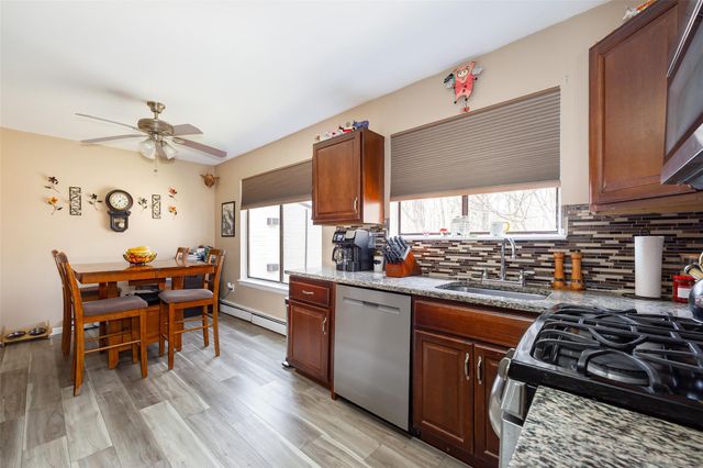 3 Hook Road 74, Poughkeepsie, NY 12601