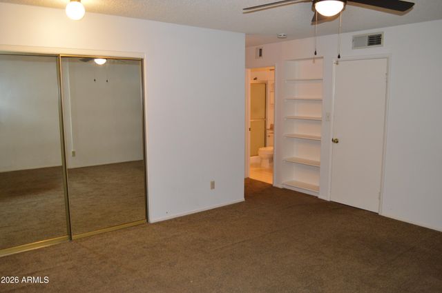 5442 W EL CAMINITO Drive, Glendale, AZ 85302