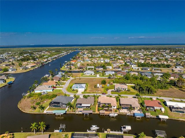 9305 SPRING CIRCLE, Port Charlotte, FL 33981