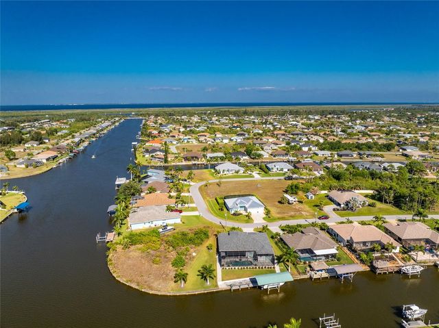 9305 SPRING CIRCLE, Port Charlotte, FL 33981