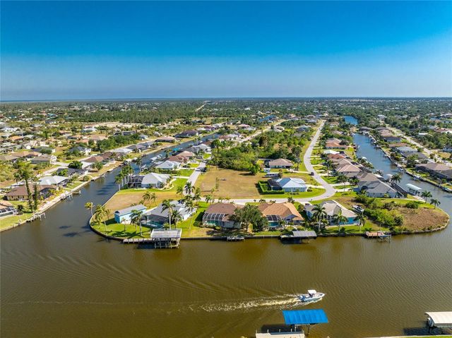 9305 SPRING CIRCLE, Port Charlotte, FL 33981