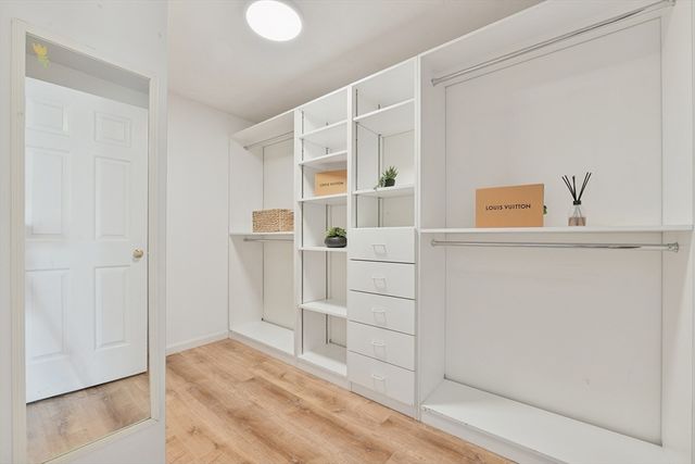110 Coolidge Hill Rd 2, Watertown, MA 02472