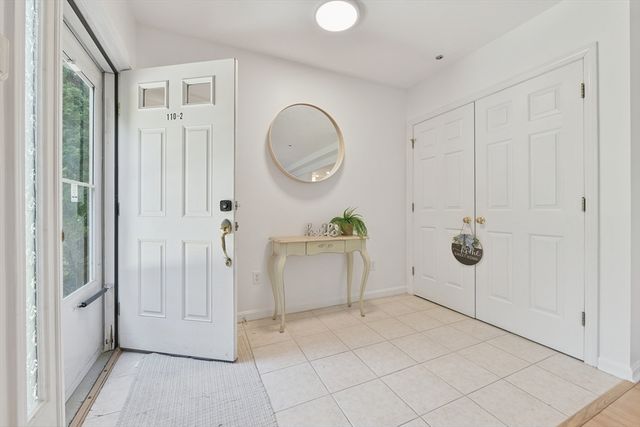 110 Coolidge Hill Rd 2, Watertown, MA 02472