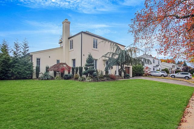 150 Meadow Street, Garden City, NY 11530