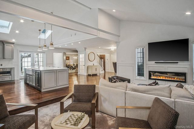 150 Meadow Street, Garden City, NY 11530