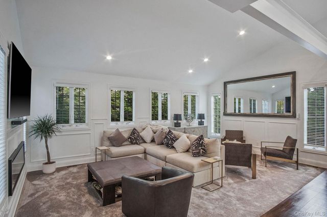 150 Meadow Street, Garden City, NY 11530