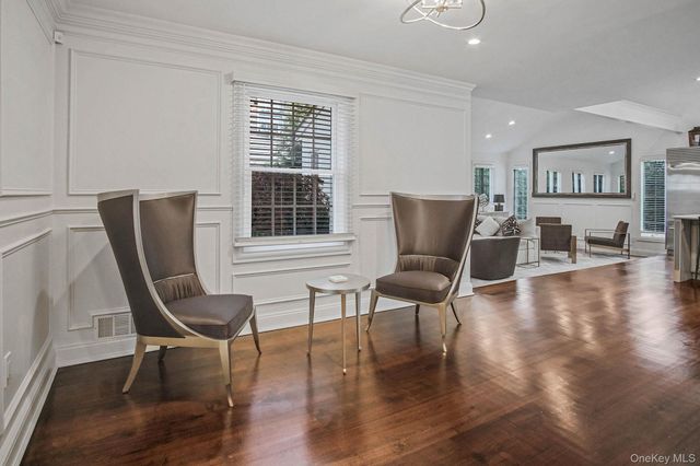 150 Meadow Street, Garden City, NY 11530