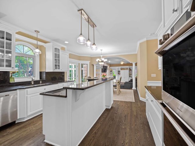 3404 Redwing Drive, Naperville, IL 60564