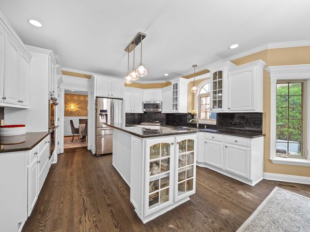 3404 Redwing Drive, Naperville, IL 60564