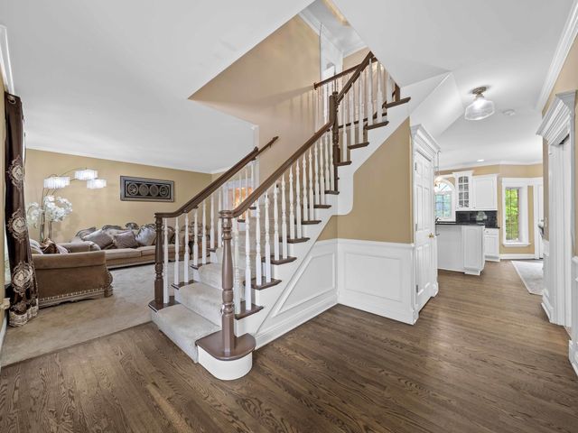 3404 Redwing Drive, Naperville, IL 60564