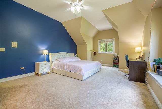 3404 Redwing Drive, Naperville, IL 60564