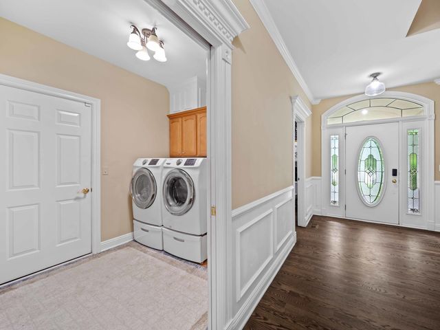 3404 Redwing Drive, Naperville, IL 60564