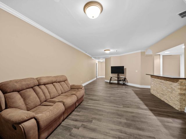 3404 Redwing Drive, Naperville, IL 60564