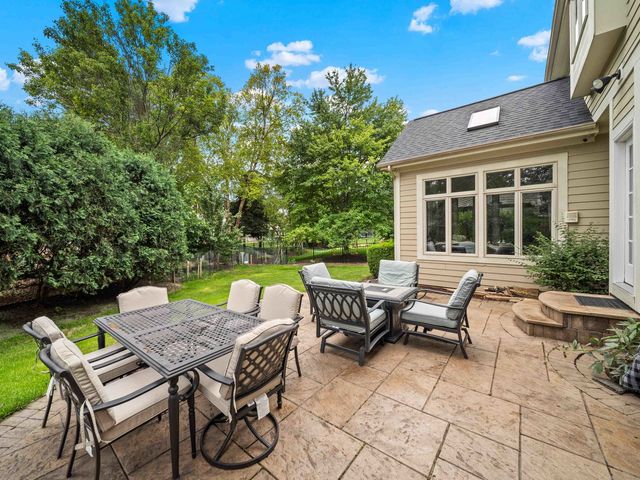 3404 Redwing Drive, Naperville, IL 60564