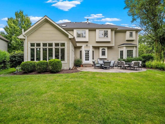3404 Redwing Drive, Naperville, IL 60564