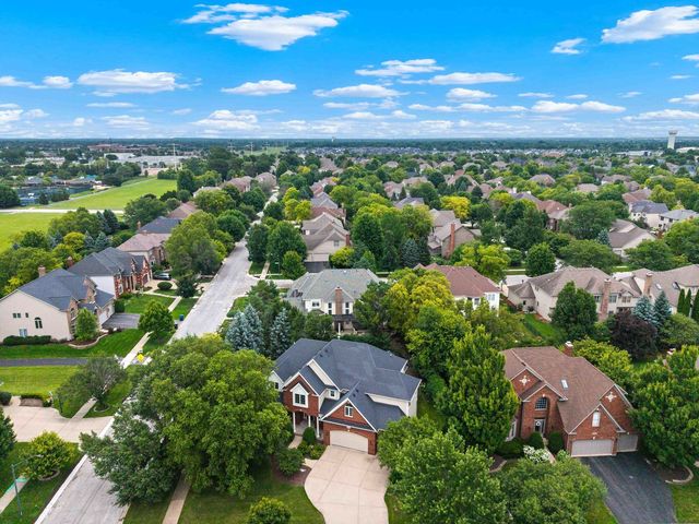 3404 Redwing Drive, Naperville, IL 60564