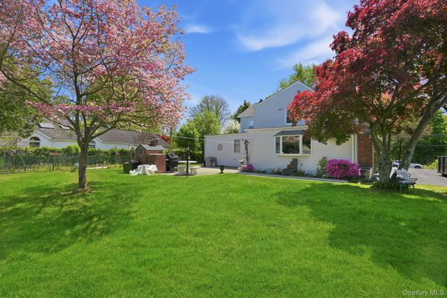 50 Sunset Road, Montrose, NY 10548
