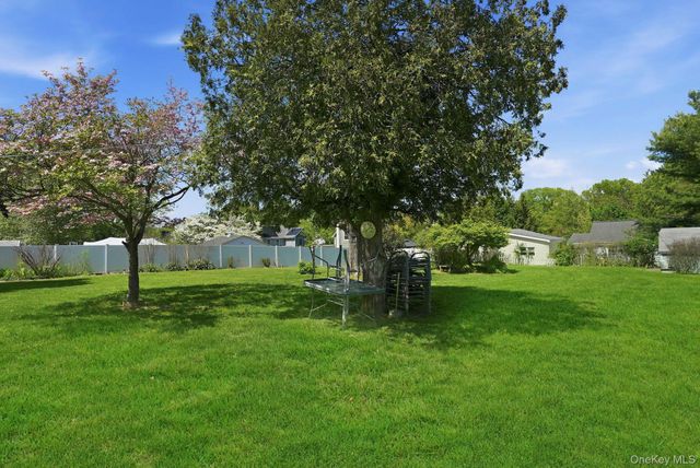 50 Sunset Road, Montrose, NY 10548